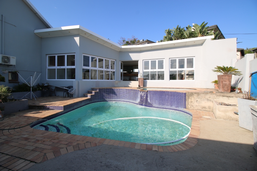 3 Bedroom Property for Sale in Beacon Bay North Eastern Cape
